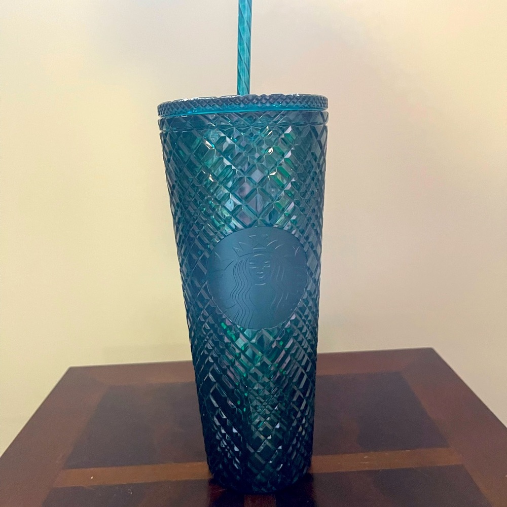 Starbucks Winter 2021 Jewel Cup